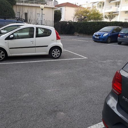 Le Palais Du Tropique Appartement Vue Mer 5E Etage Avec Ascenseur Juan-les-Pins Eksteriør billede